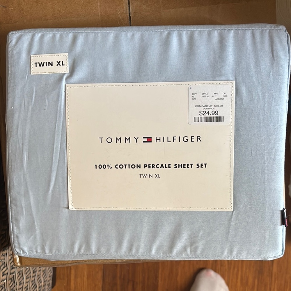Tommy Hilfiger Light Blue Twin XL Sheet Set